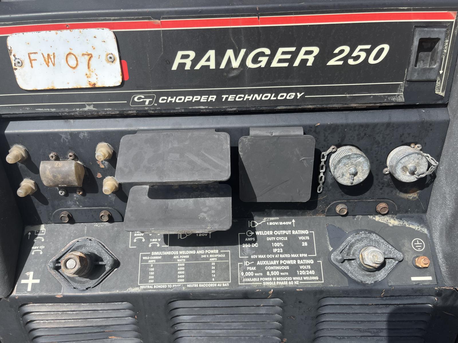 ./imagenes/INVOICE/2019/15653/LINCOLN RANGER 250 (10).JPG